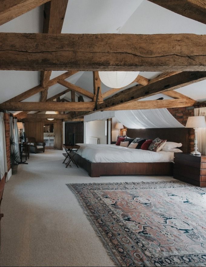 Countryside accommodation -The Hayloft Wasing Park 